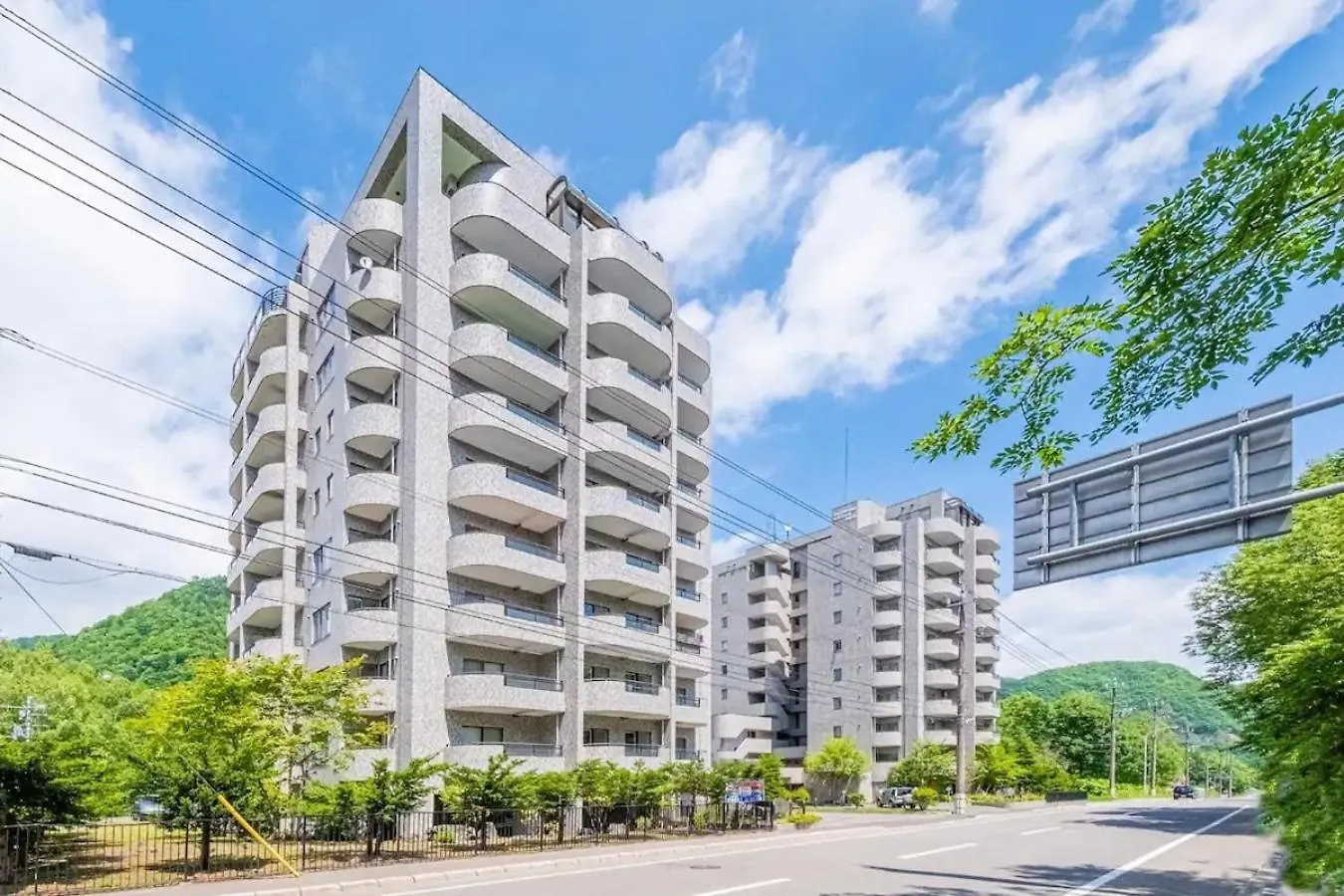 Lions Mansion Sapporo Jozankei Sanbankan Room 302 - Vacation Stay 16228 Apartment